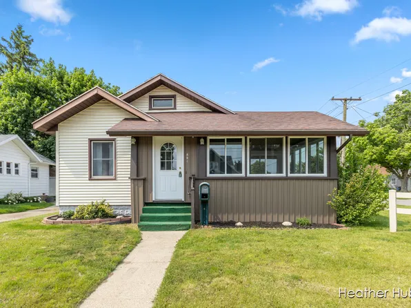 851 Graceland St NE, Grand Rapids, MI 49505