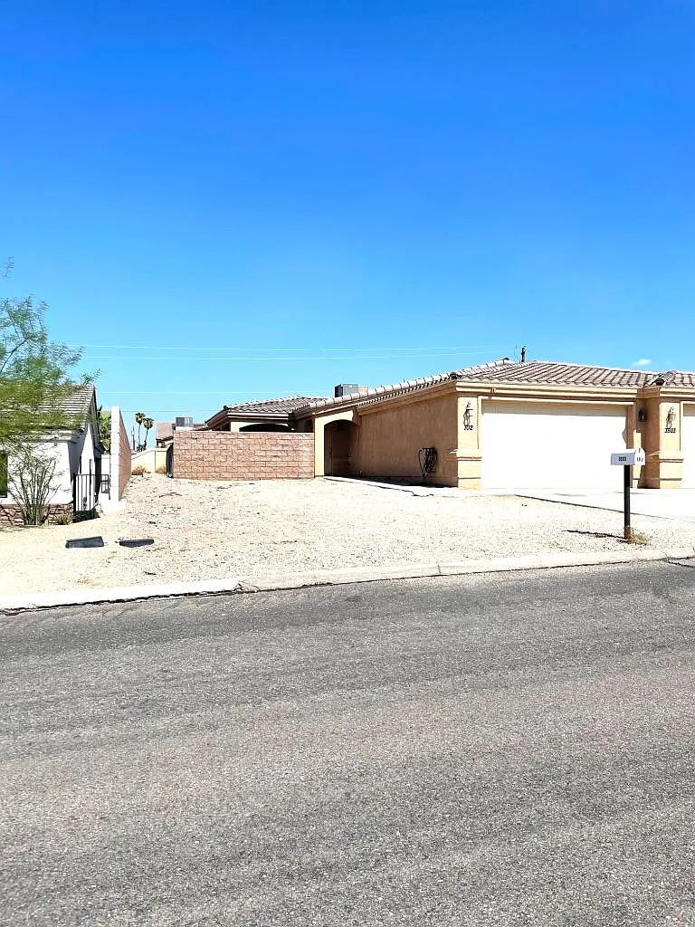 3503 Hollister Dr — Photo 1