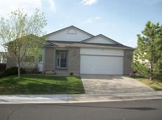 5433 S Versailles St, Aurora, CO 80015