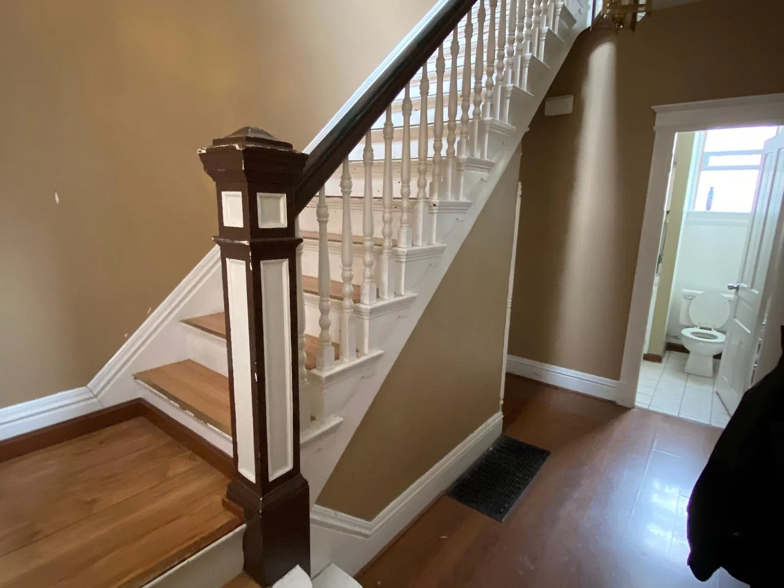 3 bed, 1344 sqft, $2,150 — Photo 3