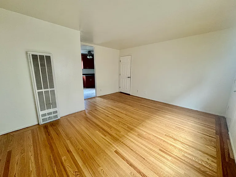 2715 S St #3 — Photo 8