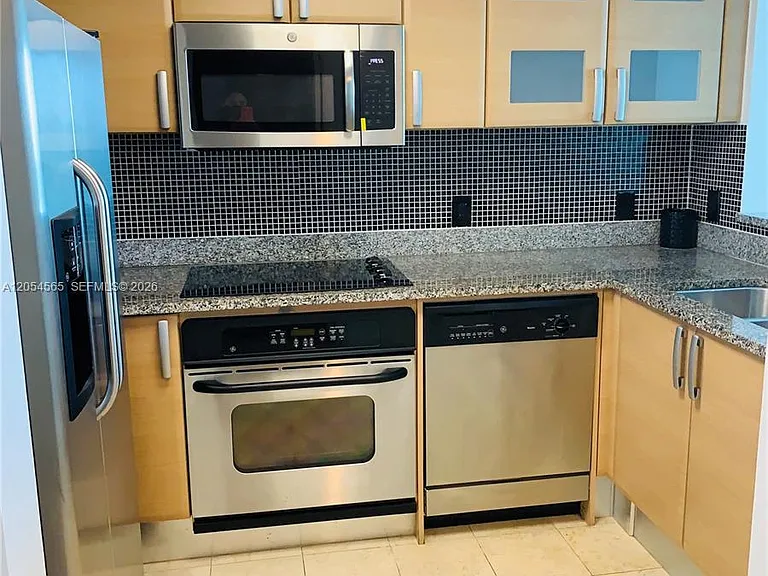 2101 Brickell Ave #2611 — Photo 10