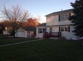 861 N Cherry St, Addison, IL 60101