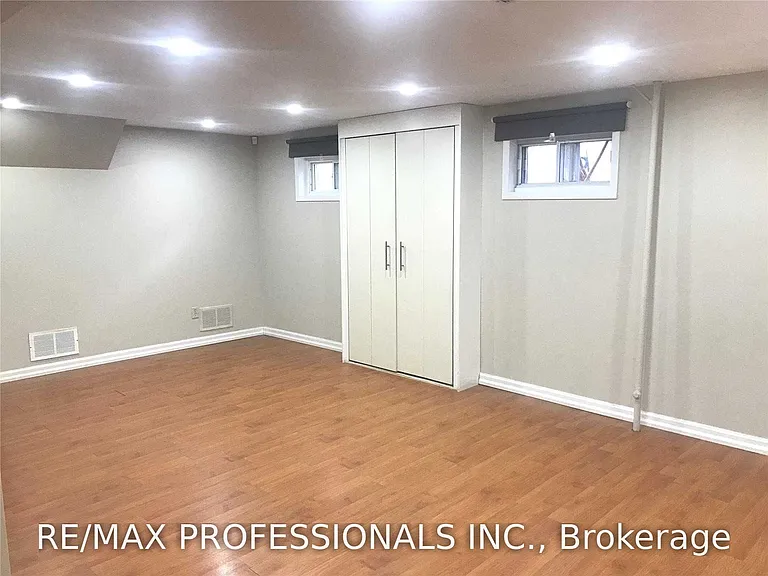 1582 Otterby Rd #BASEMENT — Photo 13