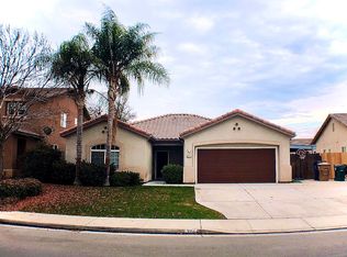 3114 Campfire Dr, Bakersfield, CA