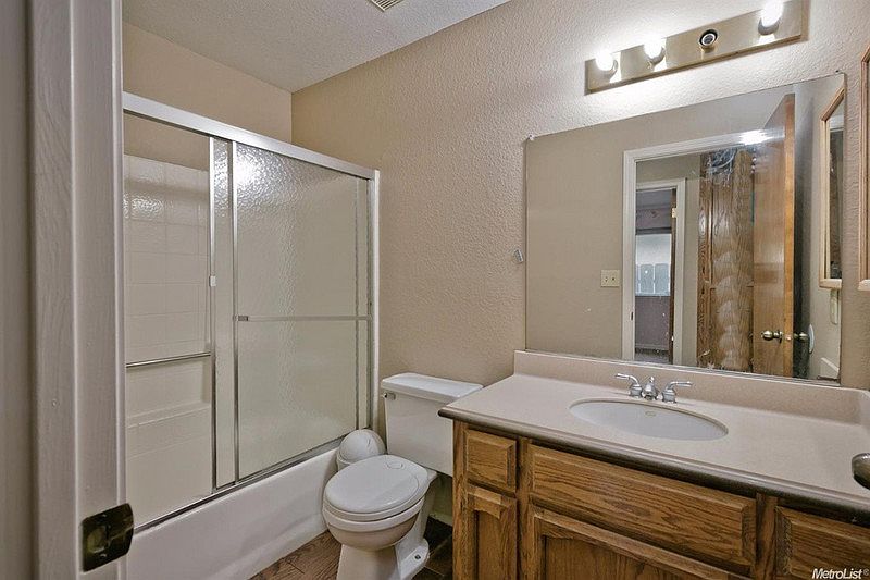 2nd image of 2244 205th St