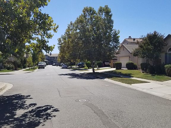 5th image of 998 Lakeport Way