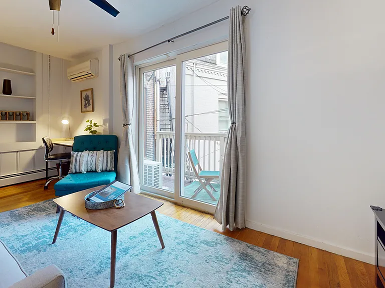 282 Washington St #2 — Photo 7