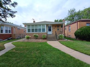 664 W 144th St, Riverdale, IL