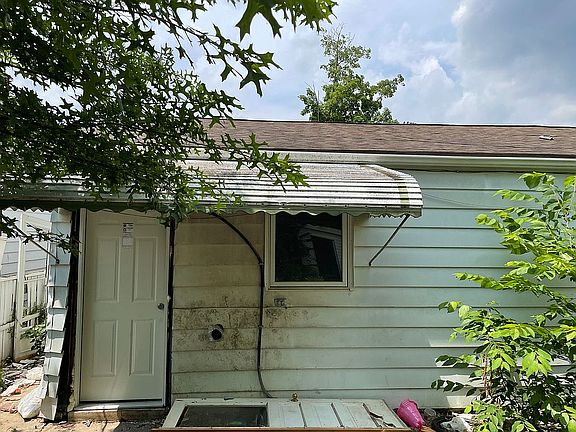 2nd image of 4125 Gary Ave