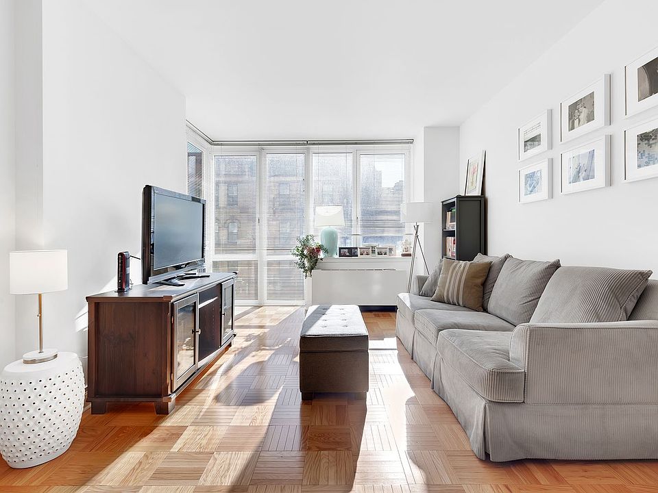 1st image of 1510 Lexington Ave APT 4D