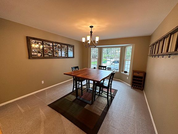 4th image of 8235 Evergreen Dr NE