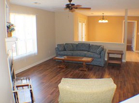 3rd image of 108A Breezewood Drive