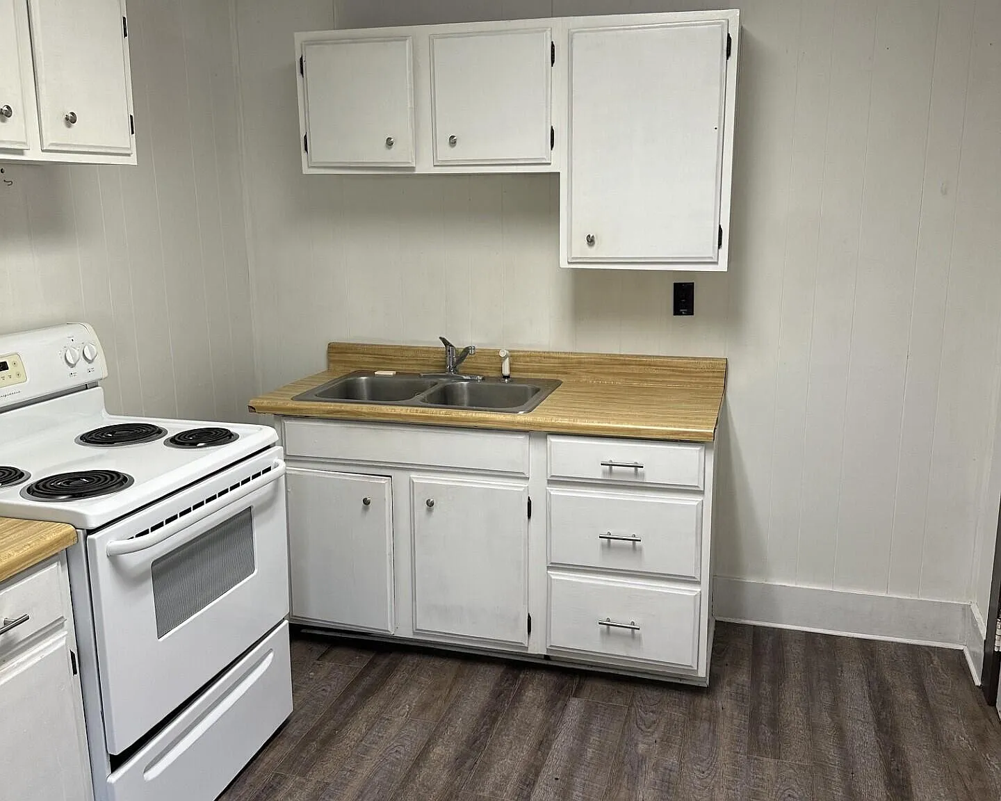 1 bed, 350 sqft, $650 — Photo 4