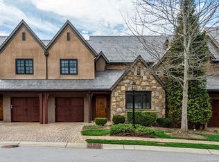 26 Village Oak Dr, Arden, NC 28704