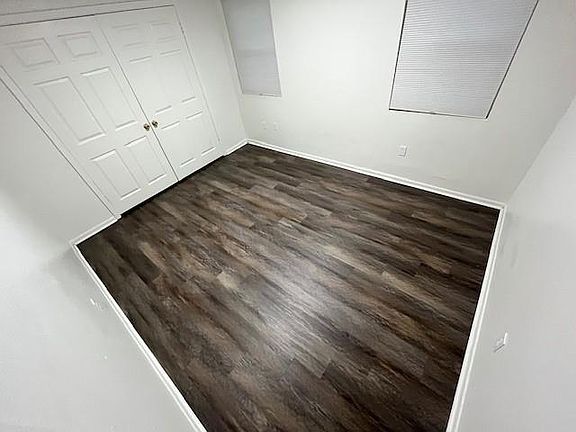 3rd image of 937 W Monterey Ct APT C