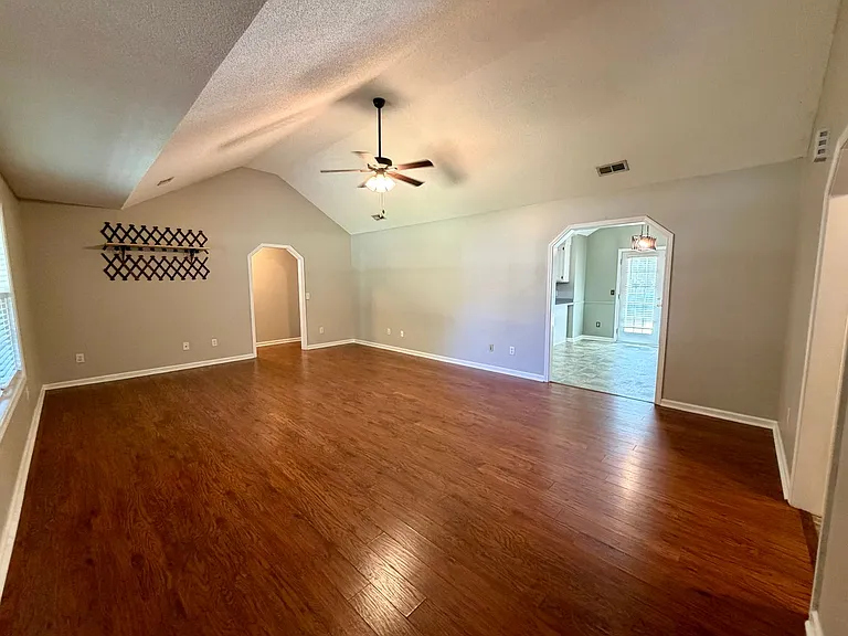 2915 Baigo Ct — Photo 2