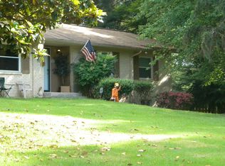 100 Baltimore Dr, Oak Ridge, TN 37830