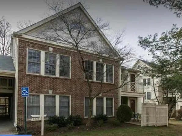 3805 Ridge Knoll Ct APT 9B, Fairfax, VA 22033