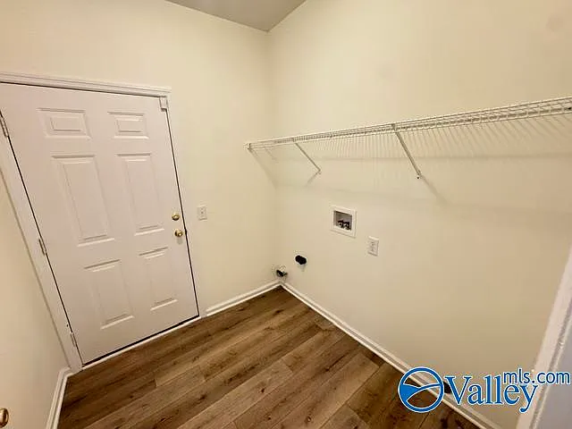 1386 Harvest Rd — Photo 17