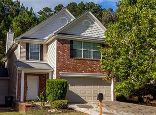 769 Shadow Lake Dr, Lithonia, GA 30058
