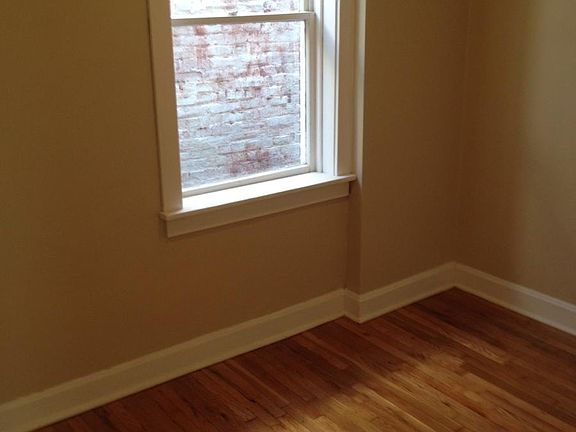 3rd image of 2827 Texas Ave Fl 2nd