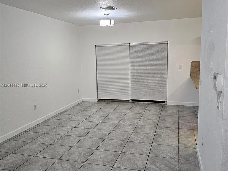 8518 SW 214th Way #8518 — Photo 2