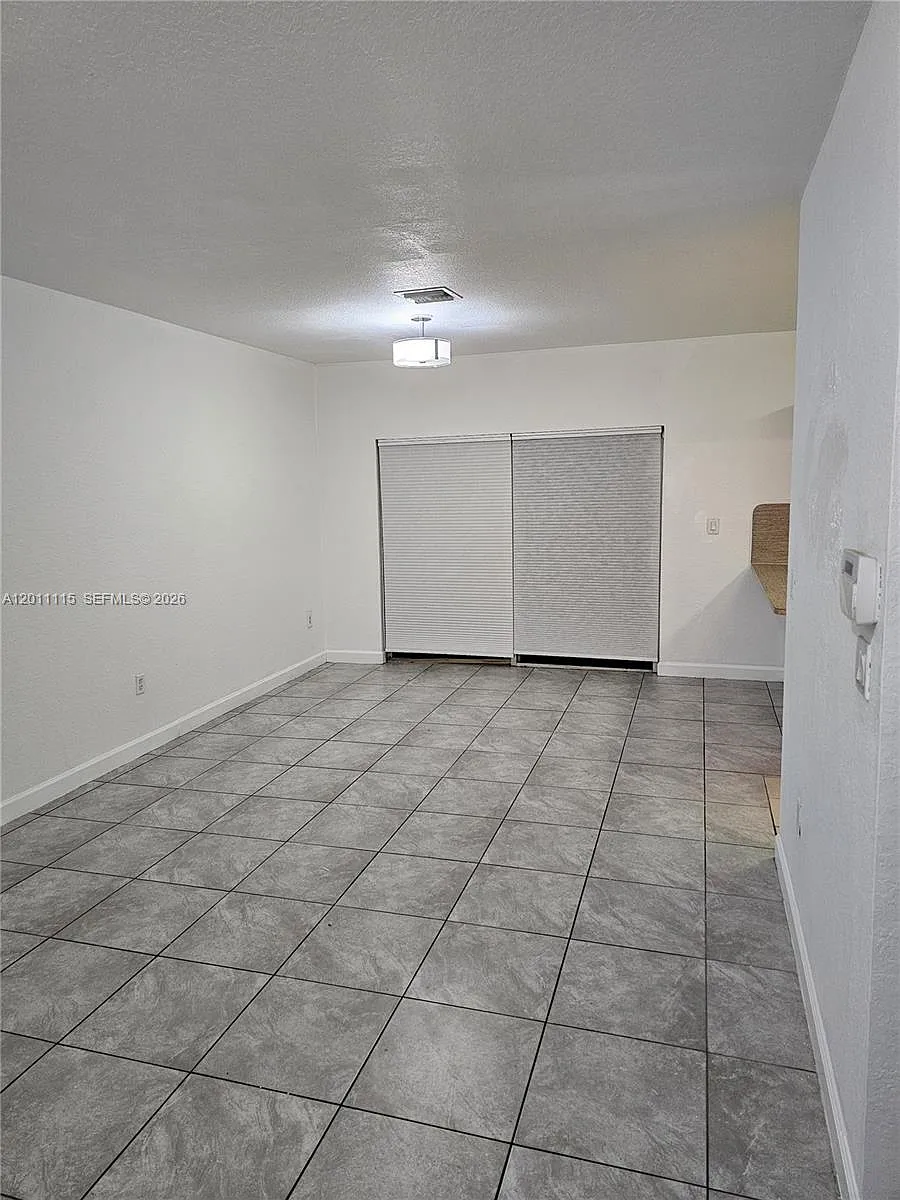 Building Photo - 8518 SW 214th Way #8518