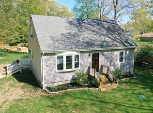 142 Plymouth Blvd, Westport, MA 02790