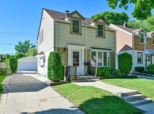 305 E Van Beck Ave, Milwaukee, WI 53207