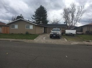136 Sandlewood Dr, Medford, OR