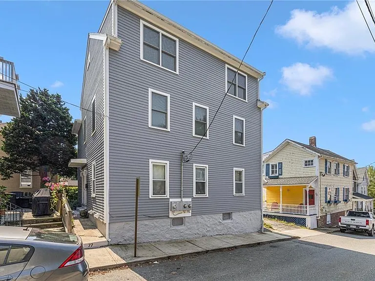 77 Pope St #2 — Photo 1