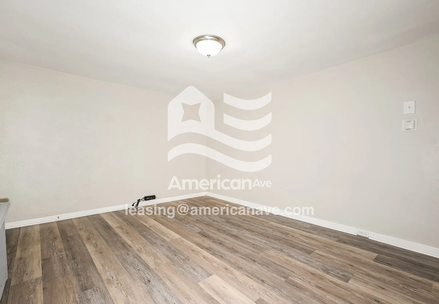 2 bed, 1.0 bath, 908 sqft, $1,229 — Photo 3