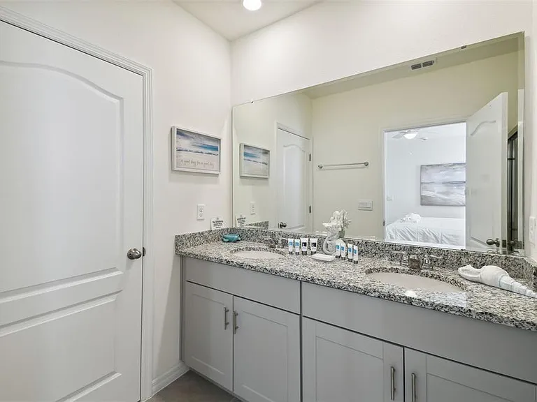 7704 Oakmoss Loop — Photo 19
