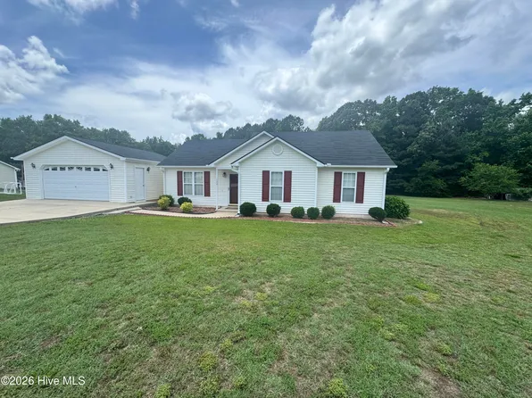 124 Stockbridge Drive, Selma, NC 27576