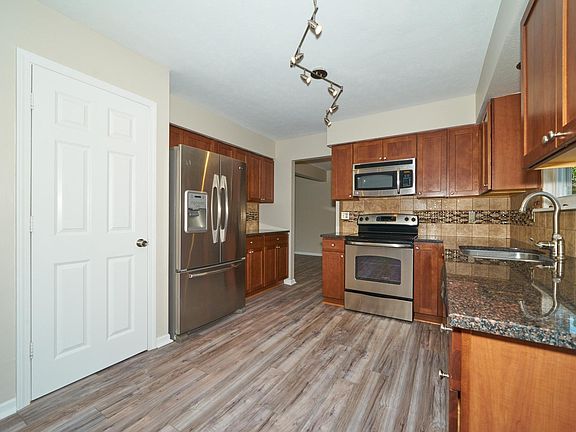 5th image of 2930 Saddlehorn Dr