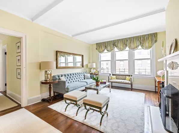 114 East 84th Street image 4 of 14