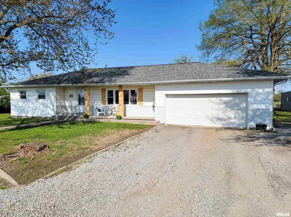 205 State Highway 45, Cisne, IL 62823