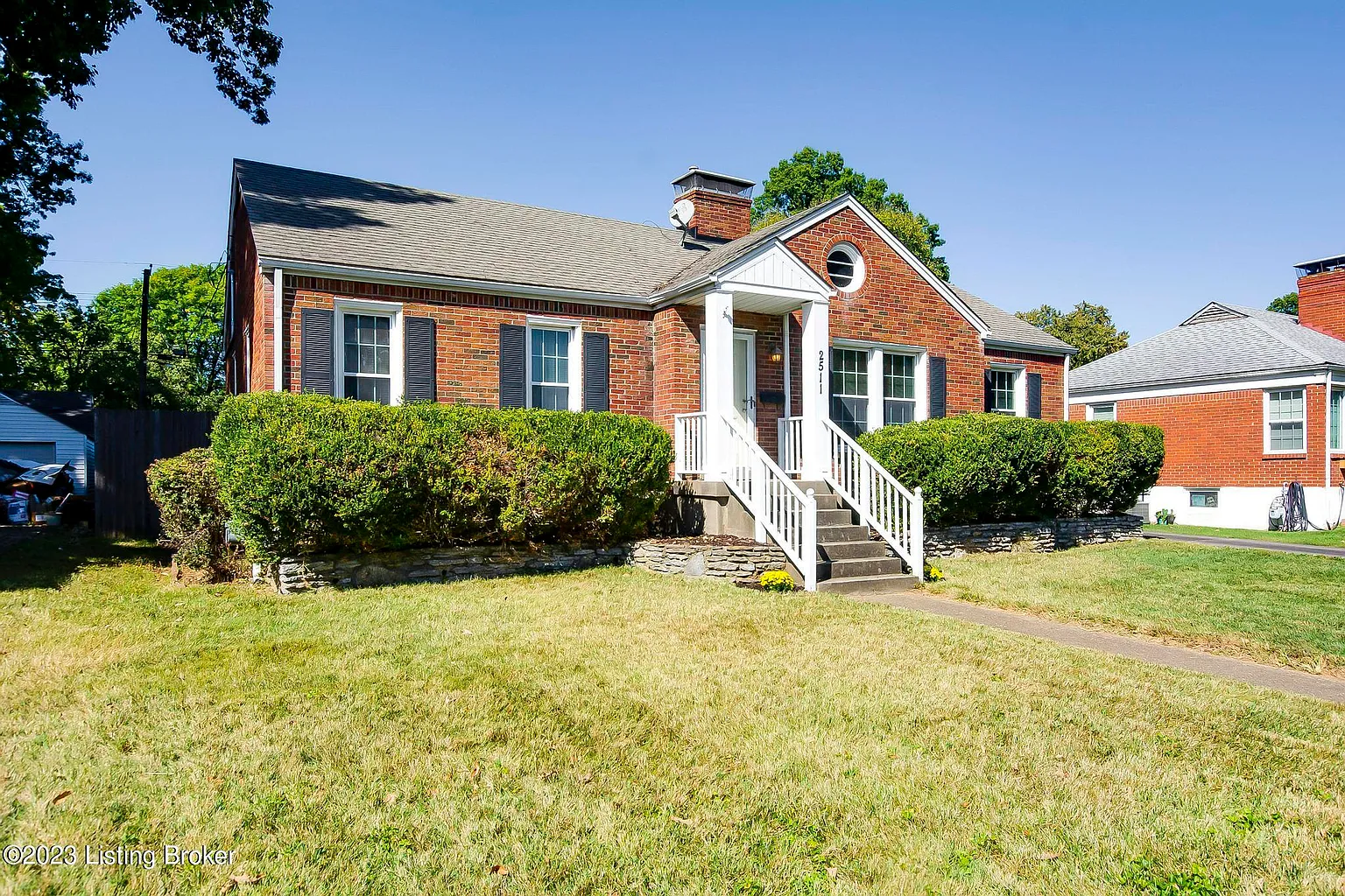 2511 Wendell Ave photo 1