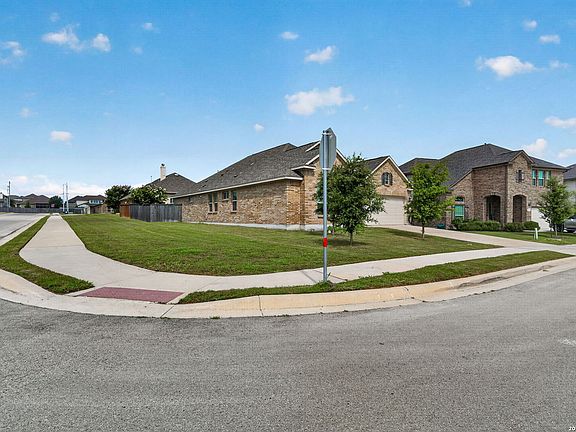 4th image of 5003 VILLAGE PARK