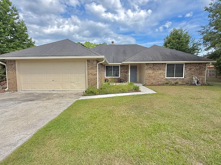 75 Woody Ct — Photo 1
