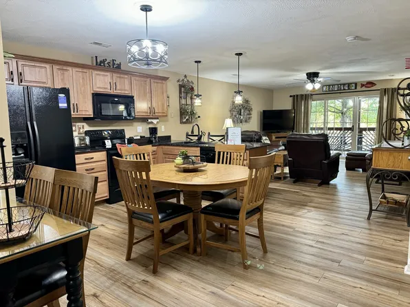 (undisclosed Address), Hollister, MO 65672