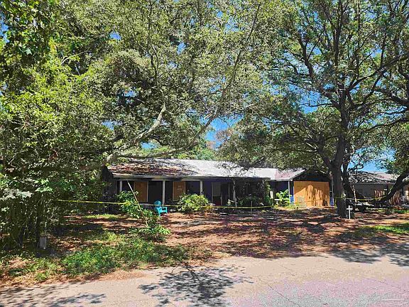 3rd image of 1236 Lamb Dr