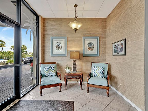 5th image of 5061 North Highway A1a #703