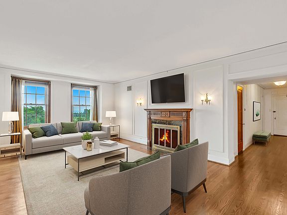 2nd image of 3750 N Lake Shore Dr APT 6D