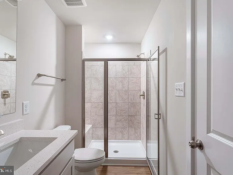 214 Matilda — Photo 21