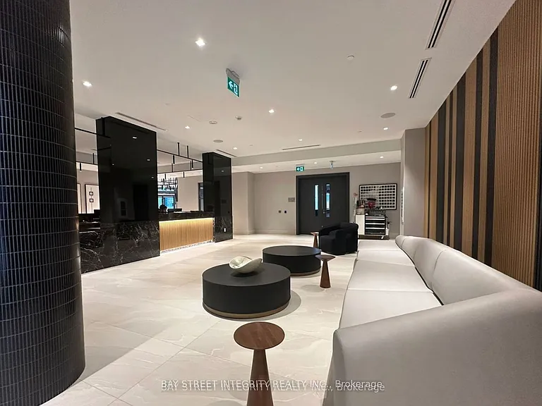 2545 Simcoe St N #420 — Photo 6