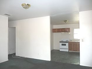 3rd image of 1638 15th Ave S