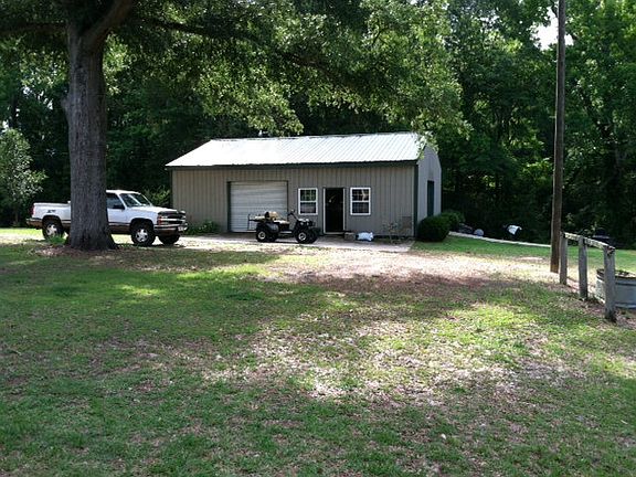 2nd image of 410 Greiner Cir
