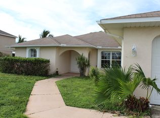 1207 SW 1st St, Cape Coral, FL 33991